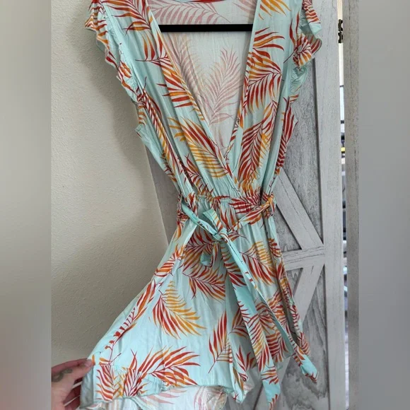 NWOT Striped Short Sleeve Romper (Shorts) - Picture 11 of 16